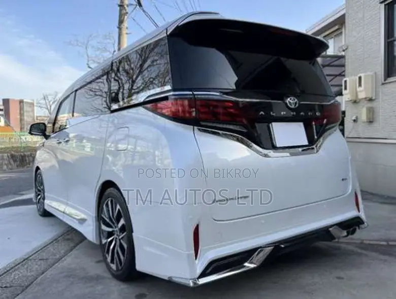 Toyota Alphard 2023 Pearl