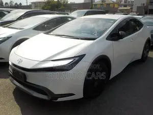 Toyota Prius 2023 Pearl