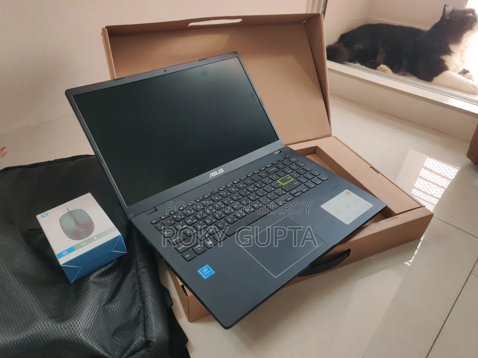 Laptop Asus Vivobook E410M 4GB Intel Celeron SSD 3T