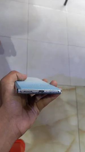 Tecno Camon 40 256 GB Blue