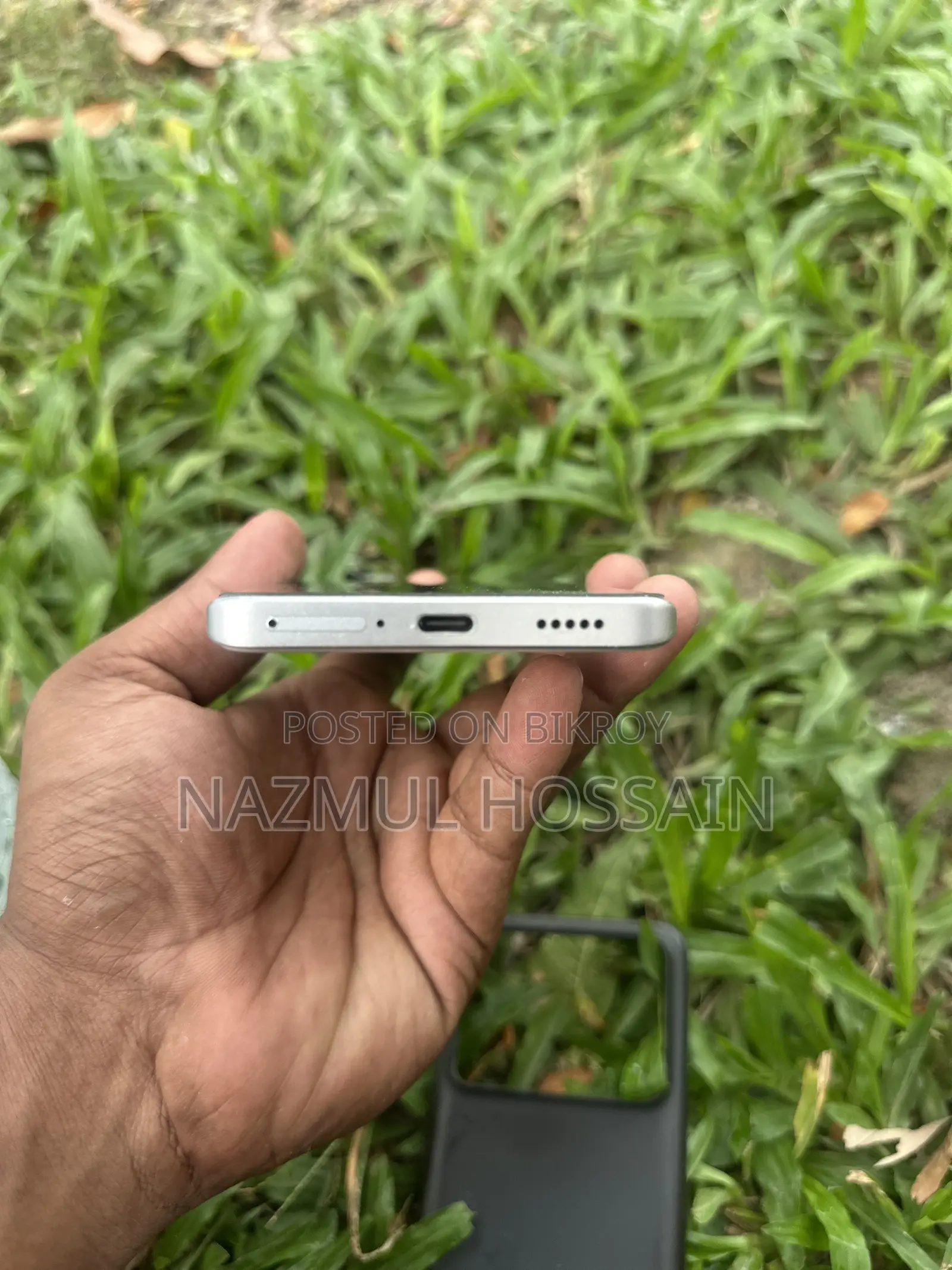 শাওমি রেডমি নোট ১৩ প্রো+ ২৫৬ জিবি সাদা