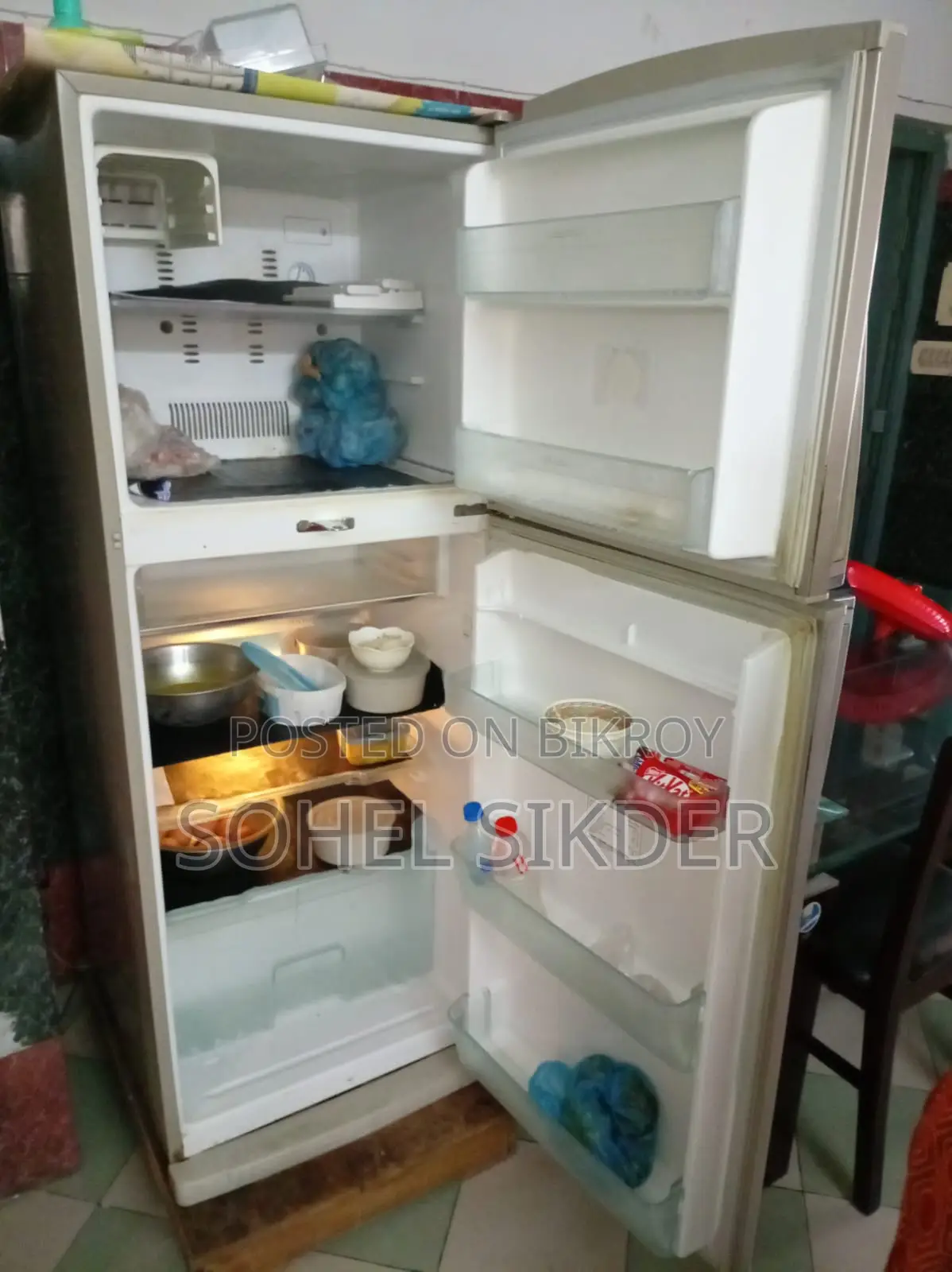 Refrigerator