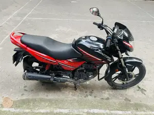 হিরো ইগনিটর ২০২১ কালো