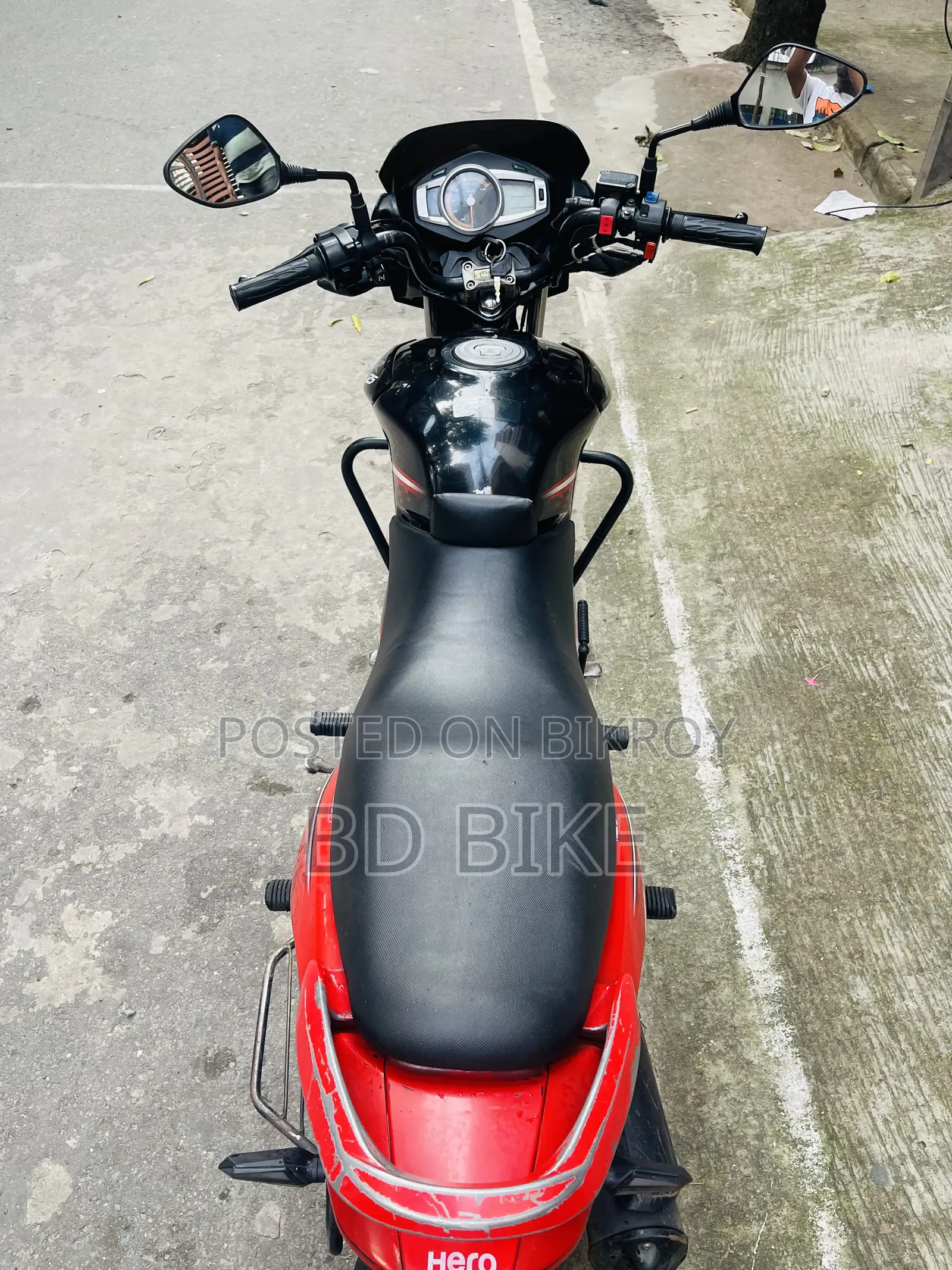 হিরো ইগনিটর ২০২১ কালো