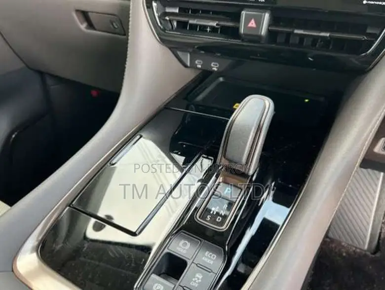 Toyota Alphard 2023 Pearl