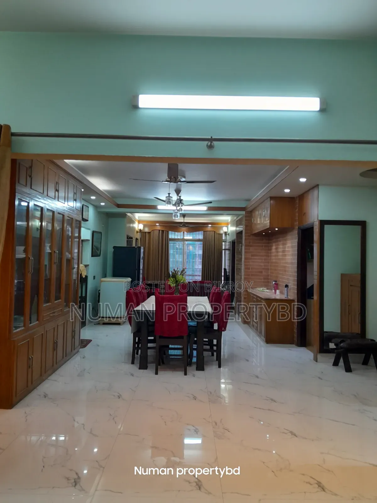 বসুন্ধরায় নুমান প্রপার্টি বিডি-তে ৪ বেডরুমের ফার্নিশড অ্যাপার্টমেন্ট ভাড়ার জন্য