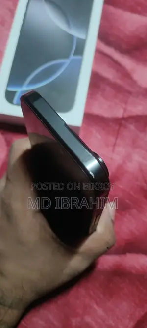 Apple iPhone 16 Pro 128 GB Black