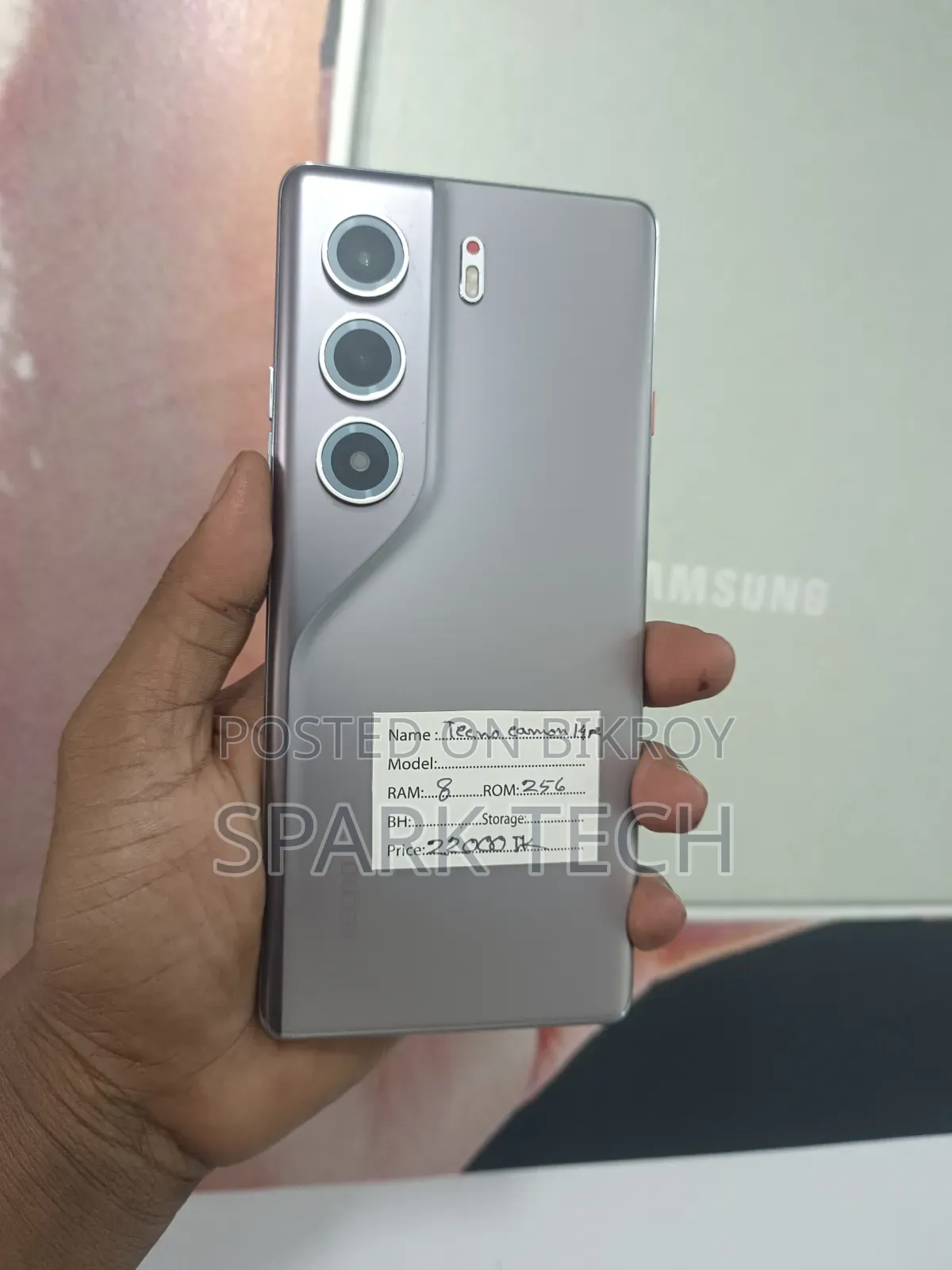Tecno Camon 40 Pro 4G 256 GB