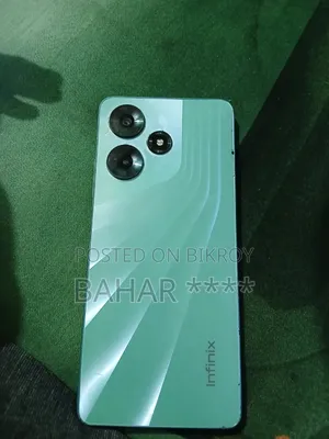 ইনফিনিক্স হট ৩০আই ১২৮ জিবি