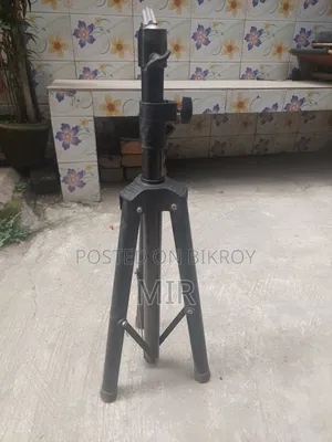 Adjustable Mannequin / Display Stand – Sturdy and Durable