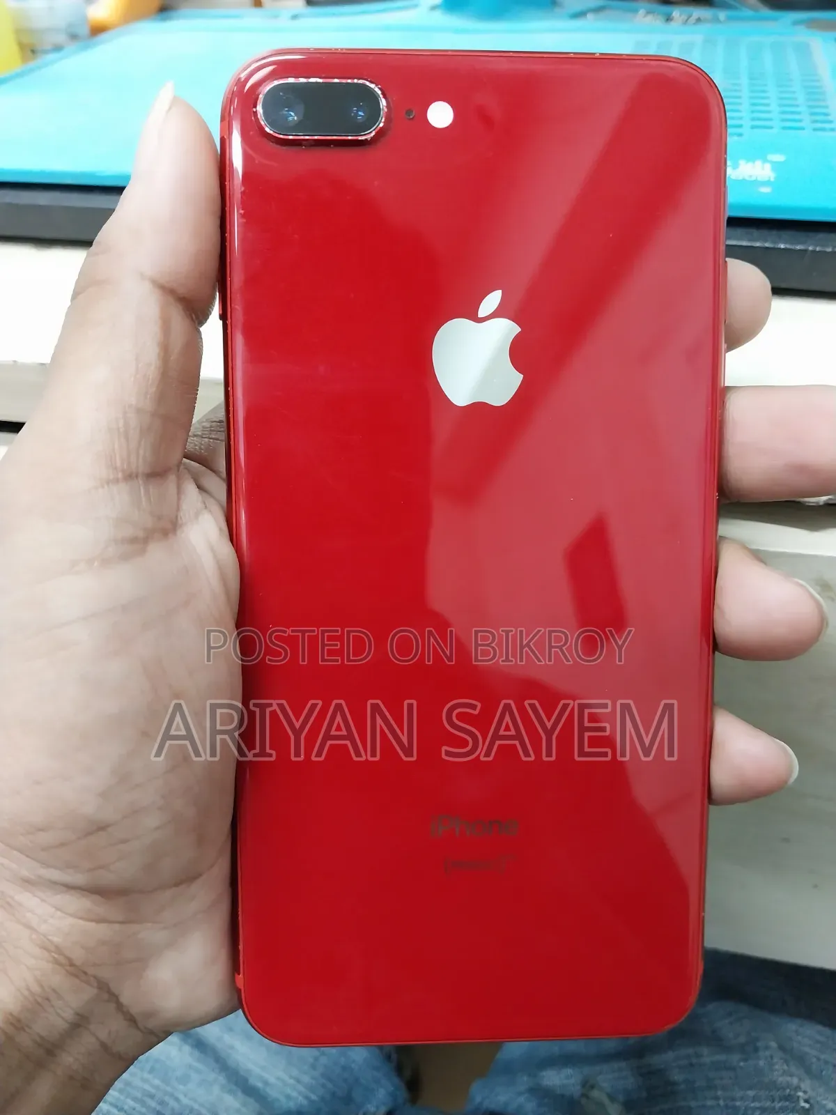 Apple iPhone 8 Plus 64 GB Red