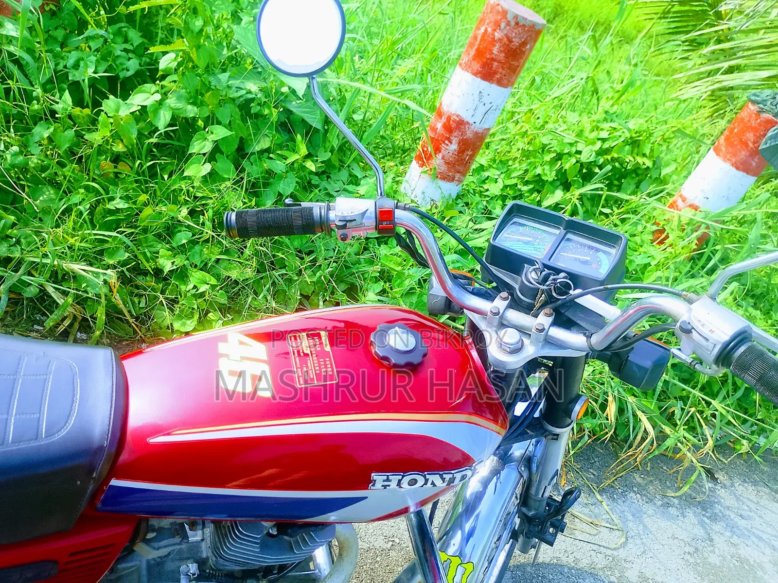 Honda 2006 Red