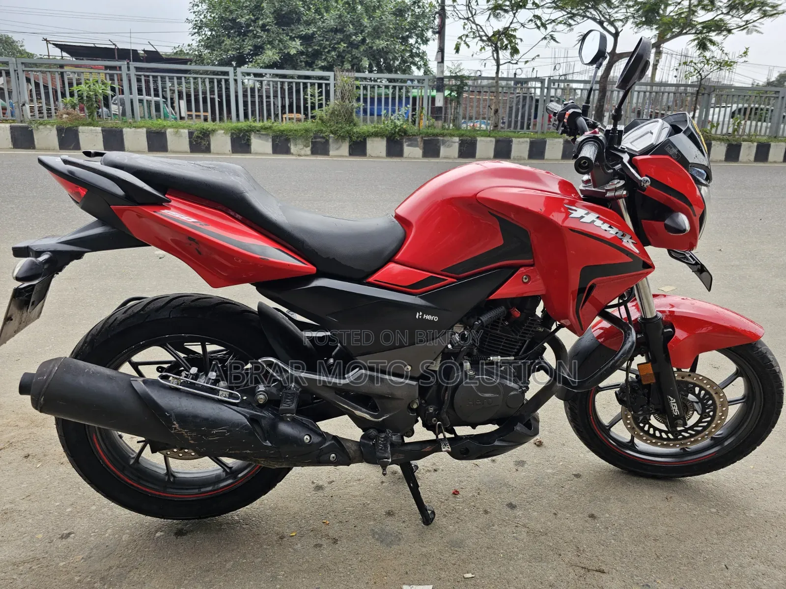 Hero Hunk 2022 Red