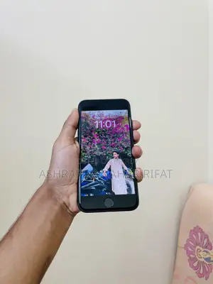 Apple iPhone 8 64 GB Black