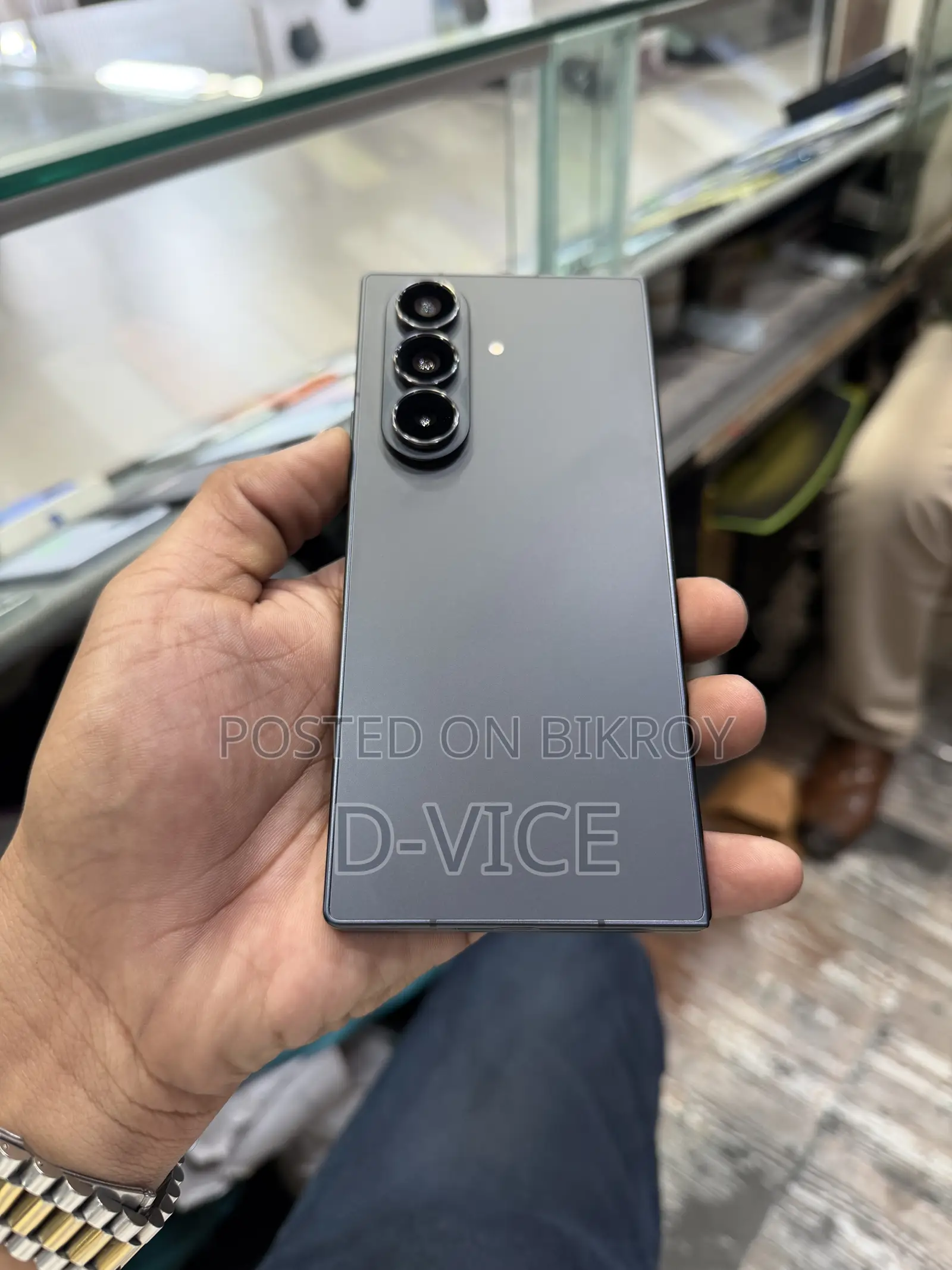 Samsung Z 16 GB Black
