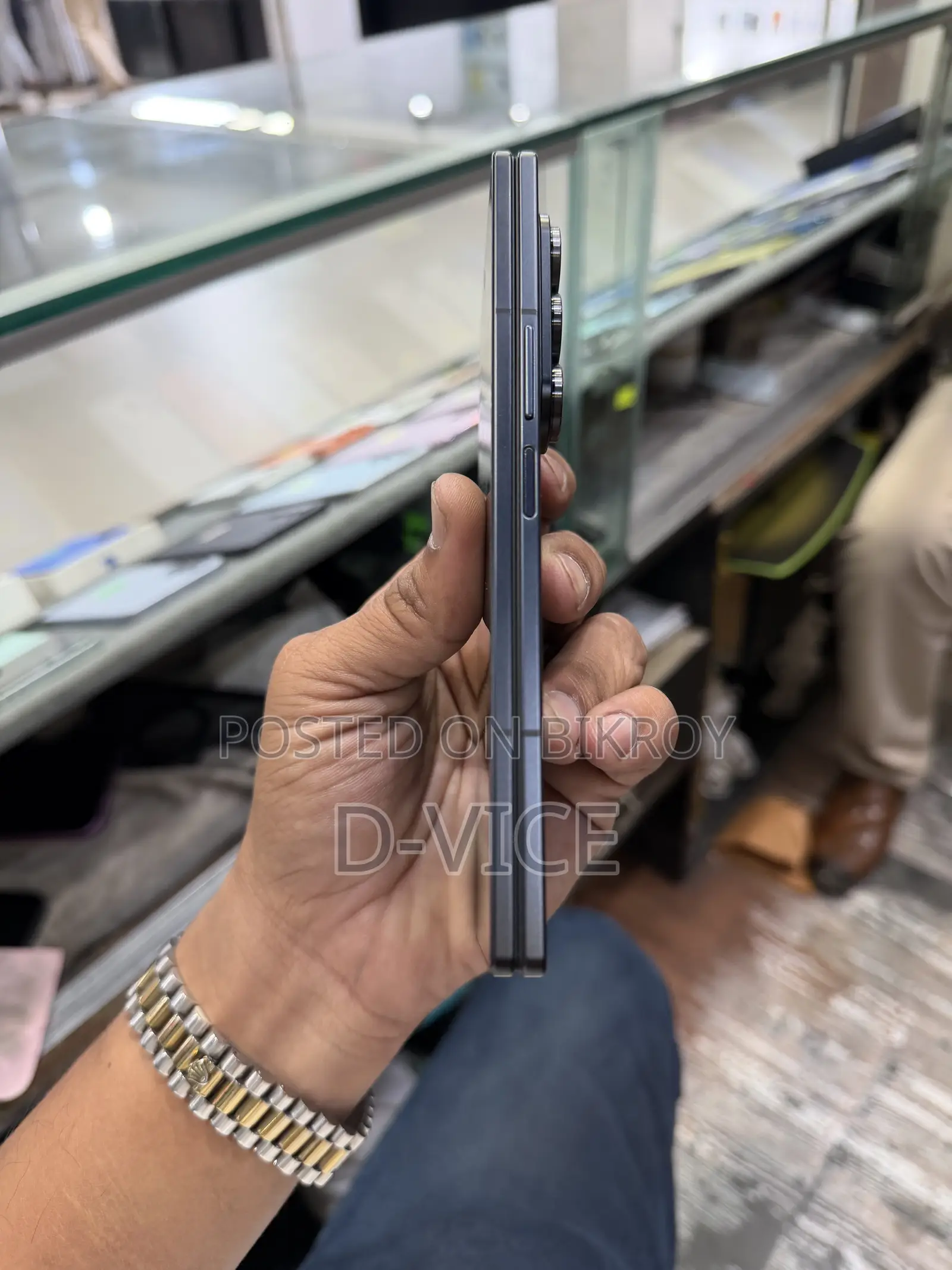 Samsung Z 16 GB Black
