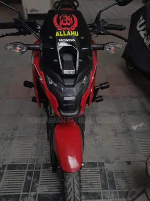 হোন্ডা এক্স-ব্লেড ১৬০ ২০২৫ রেড