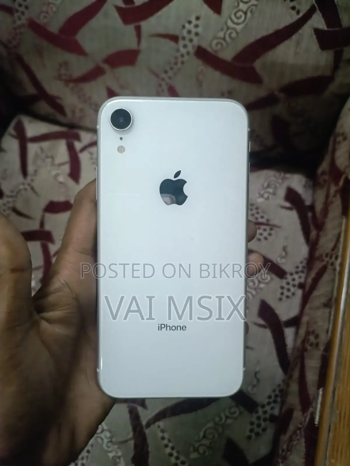 Apple iPhone XR 64 GB White