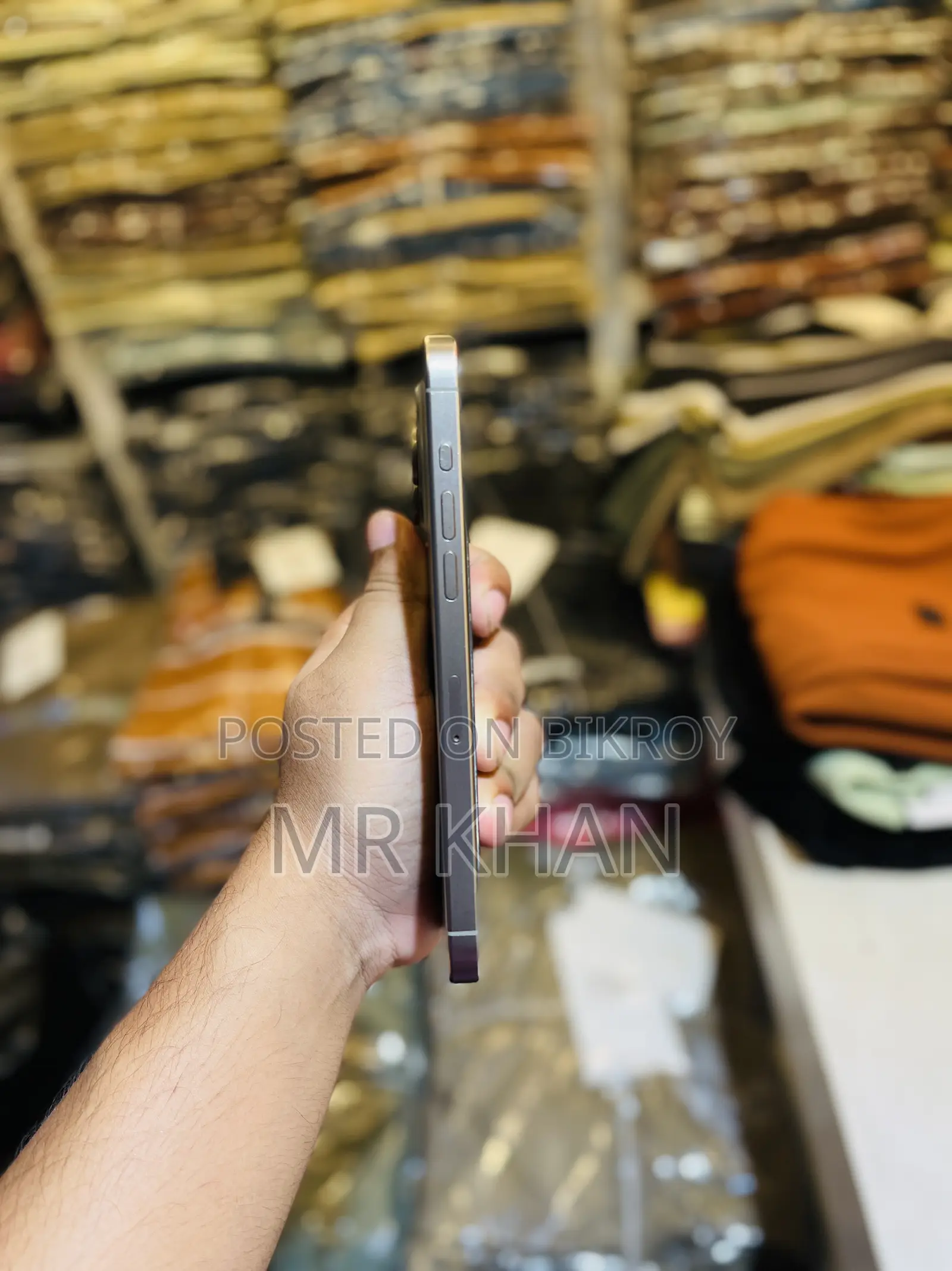 অ্যাপল আইফোন ১৫ প্রো ম্যাক্স ২৫৬ জিবি সিলভার