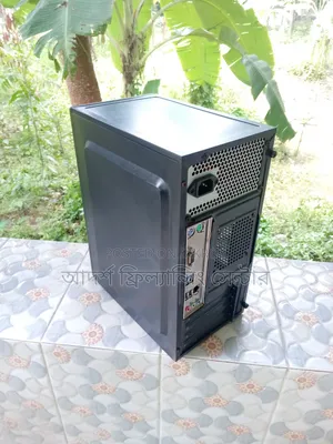Desktop Computer 8GB Intel Core i5 SSD 256GB