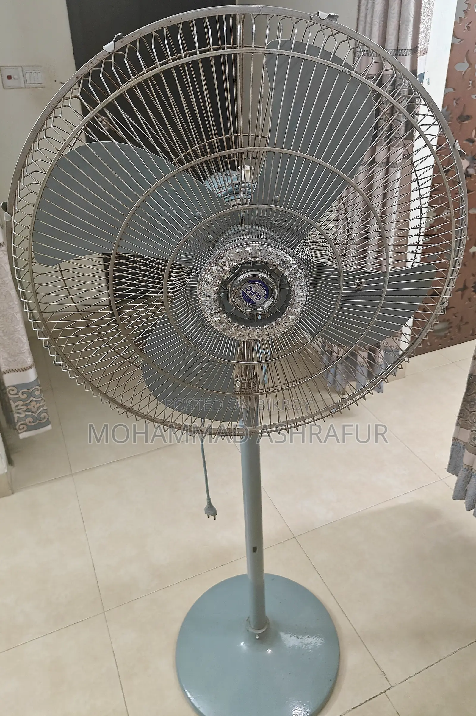 GFC Pedestal Fan