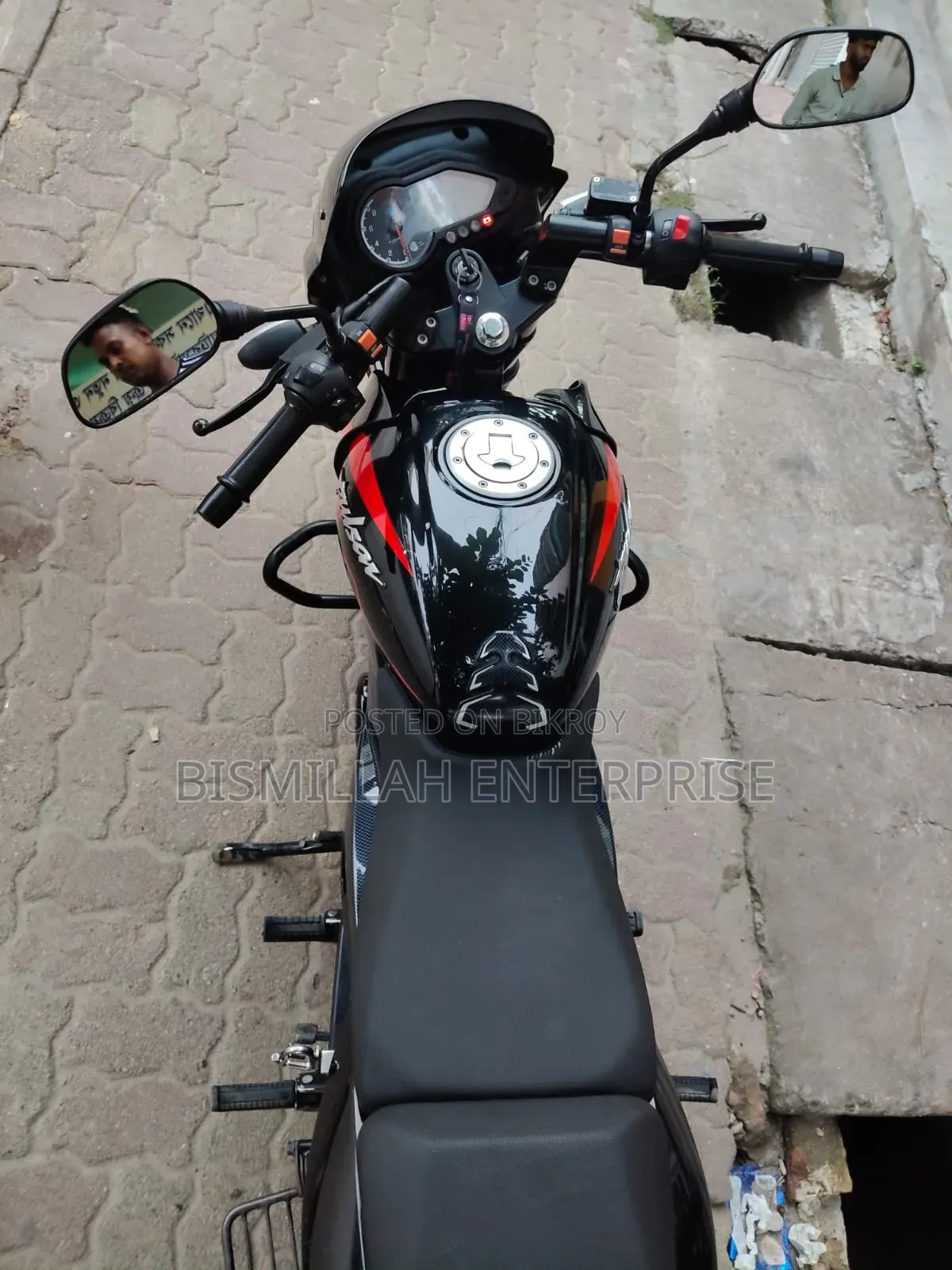 Bajaj Pulsar 150 2023 Black