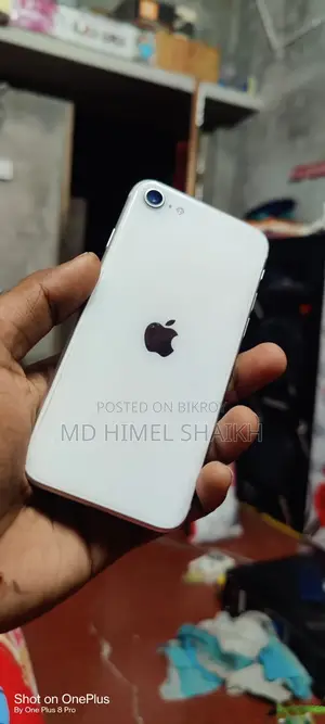 Apple iPhone SE (2020) 64 GB White
