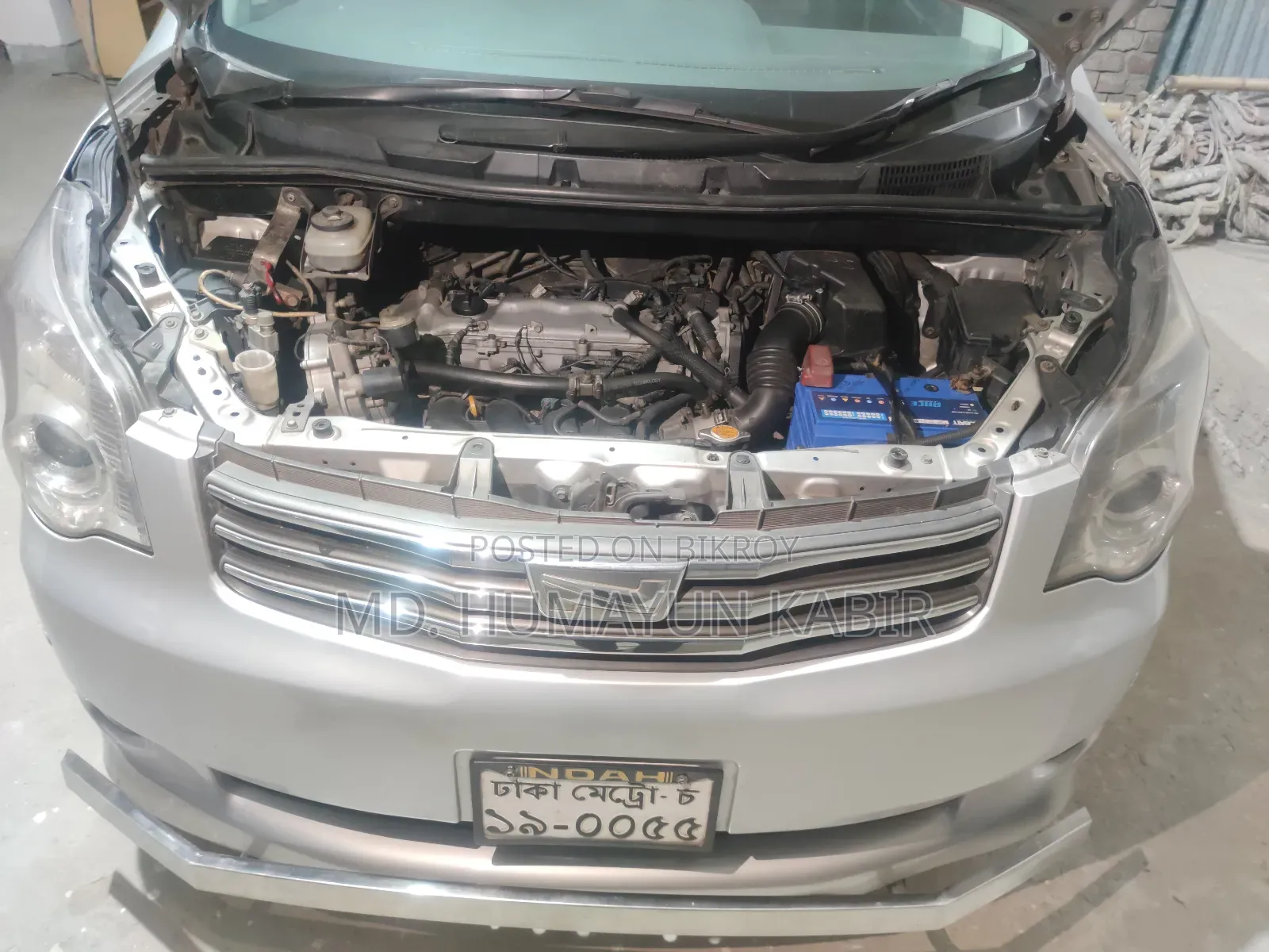 Toyota Noah 2011 Silver