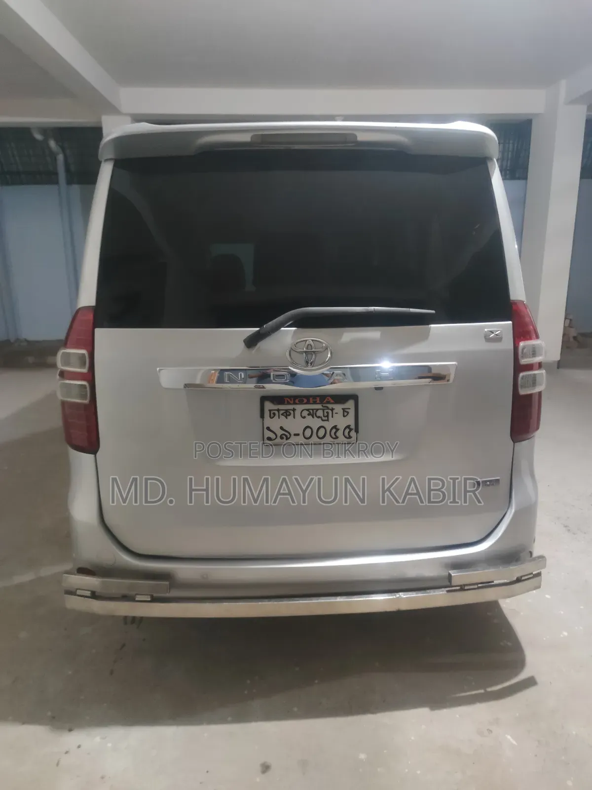 Toyota Noah 2011 Silver