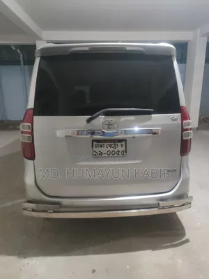 Toyota Noah 2011 Silver