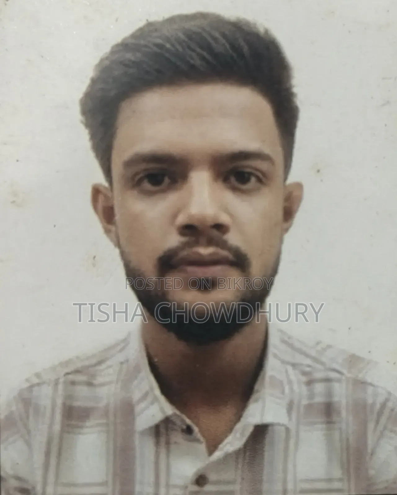 আমি ড্রাইভার হিসেবে কাজ করতে চাই।পাশাপাশি বাজারহাট করে দিবো মাঝেমাঝে।