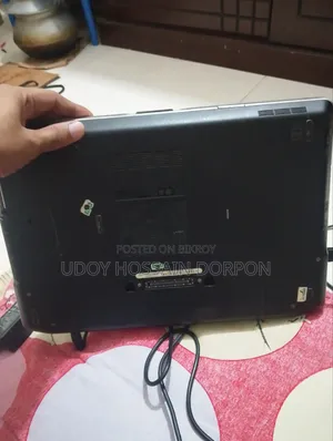 Laptop Dell Latitude E6420 4GB Intel Core I3 HDD 256GB