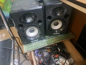 Alesis Studio Monitor