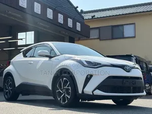Toyota C-HR Limited 2021 White