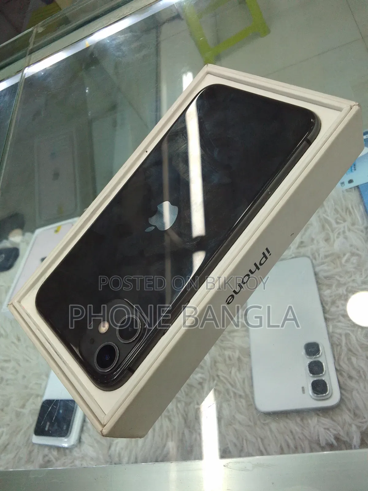 Apple iPhone 11 64 GB Black