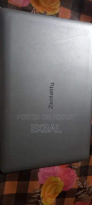 Laptop 2GB Intel SSD 32GB