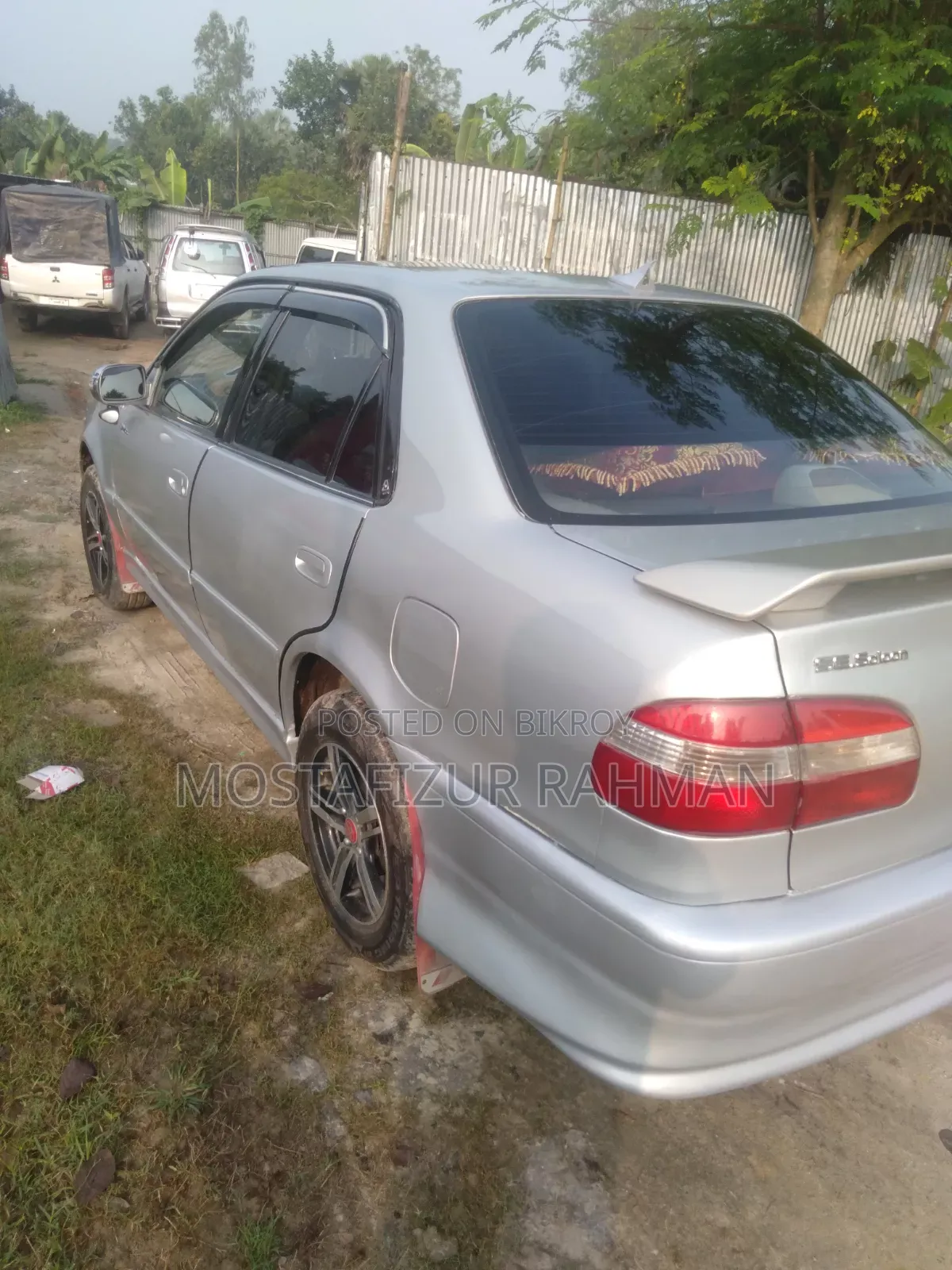 Toyota Corolla 1997 Silver