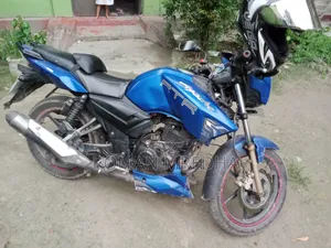 টিভিএস অ্যাপাচি আরটিআর ১৬০ ২ভি ২০১৬ নীল