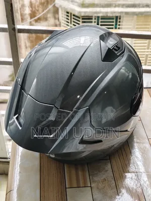 Studs Helmet