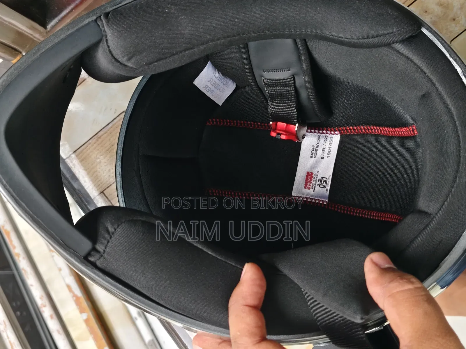 Studs Helmet