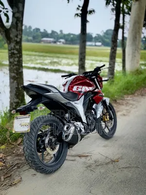 Suzuki Gixxer Monotone 2021 Red