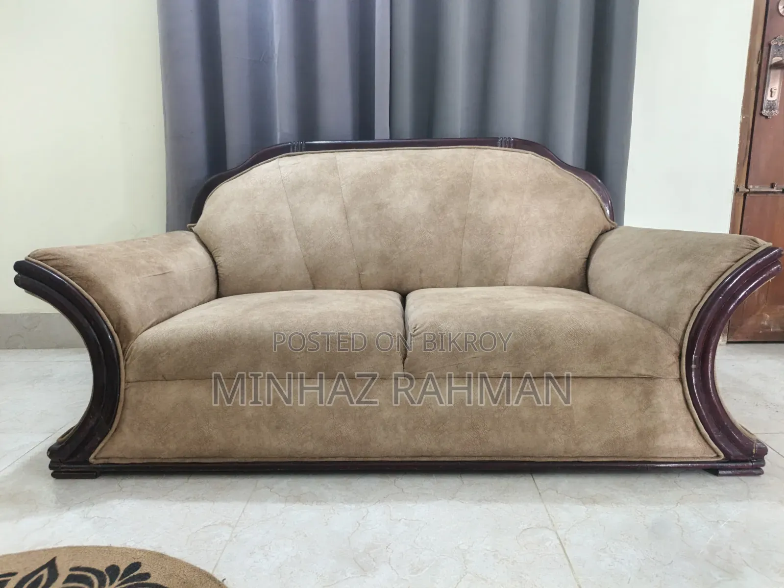 High-quality sofa set at a low price