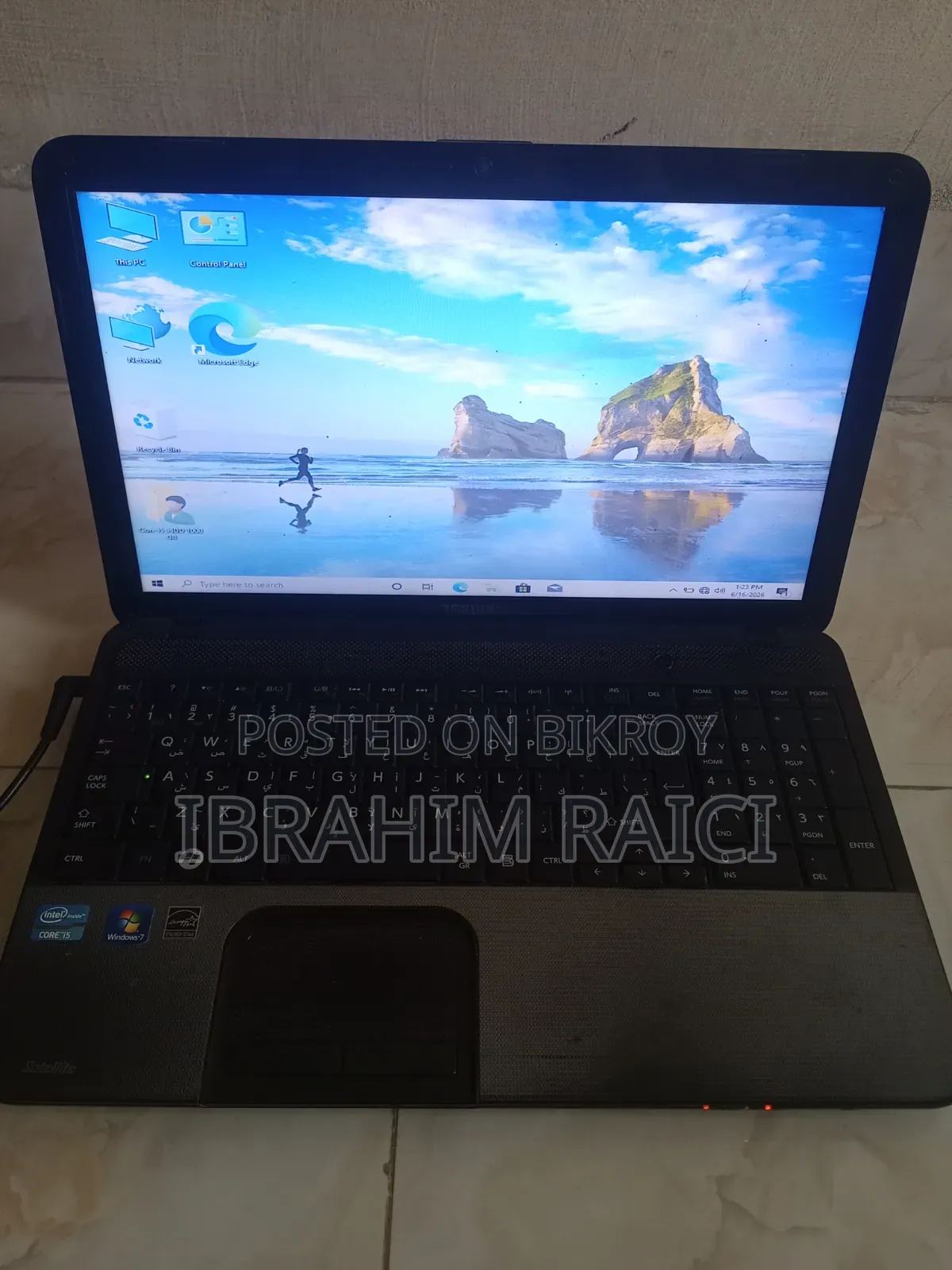 Laptop Toshiba Satellite C870 4GB Intel Core i5 HDD 1TB