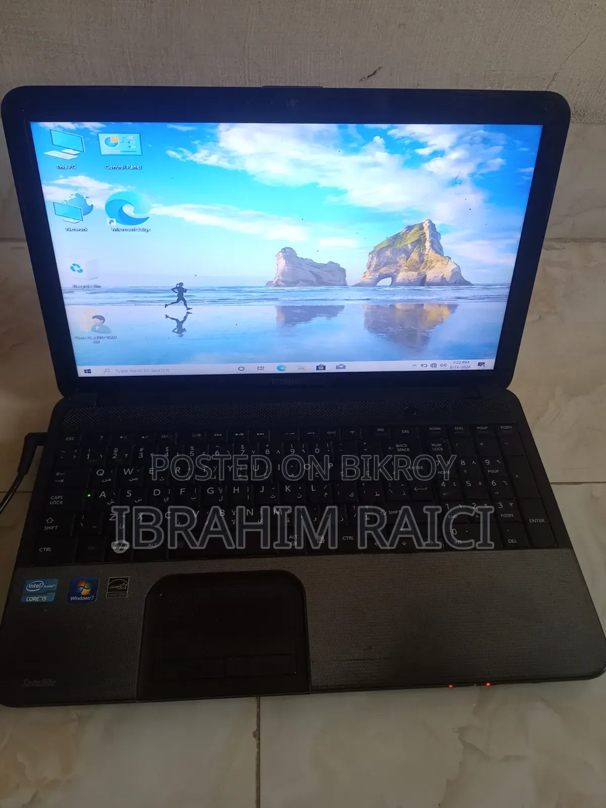 Laptop Toshiba Satellite C870 4GB Intel Core i5 HDD 1TB