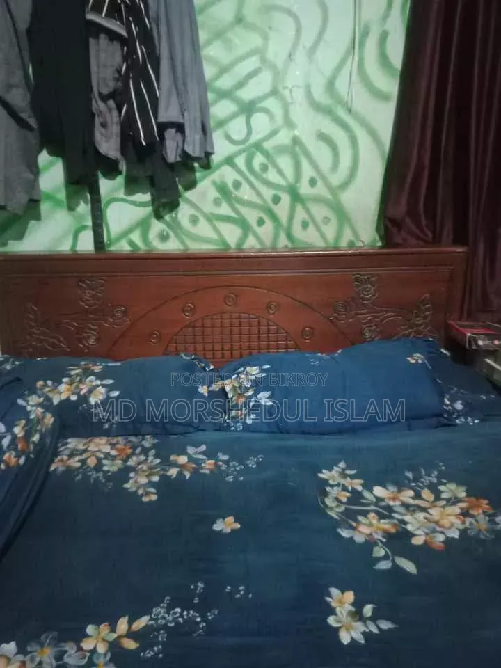 Bed and Dressing Table for sale