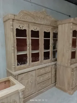 Wall Showcase