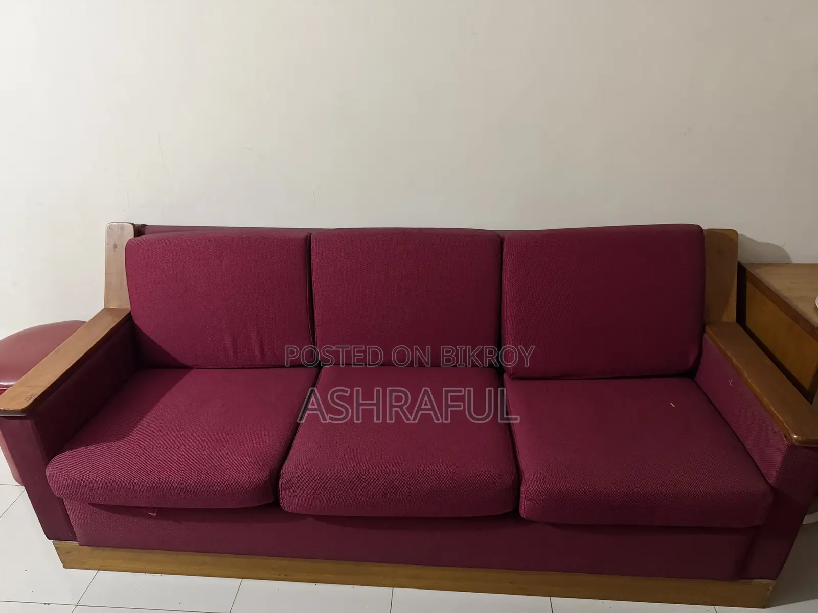 বিছানা, সোফা, টি টেবিল, ক্লোজেট, কর্নার, ওয়াটার ফিল্টার