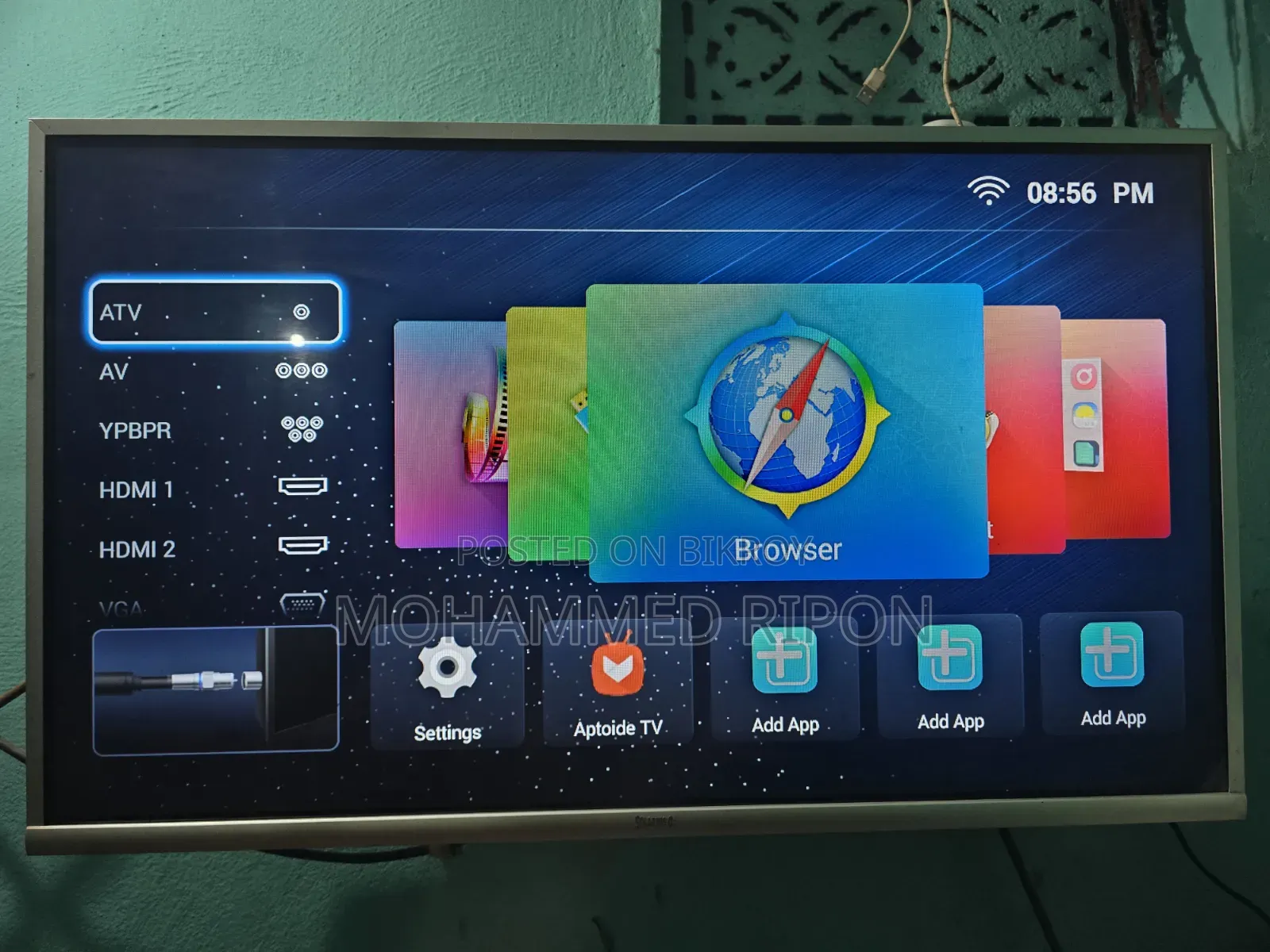 32" Smart TV
