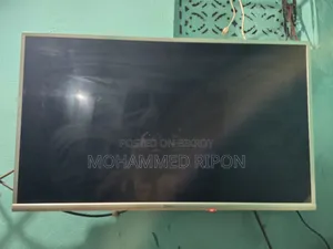 32" Smart TV