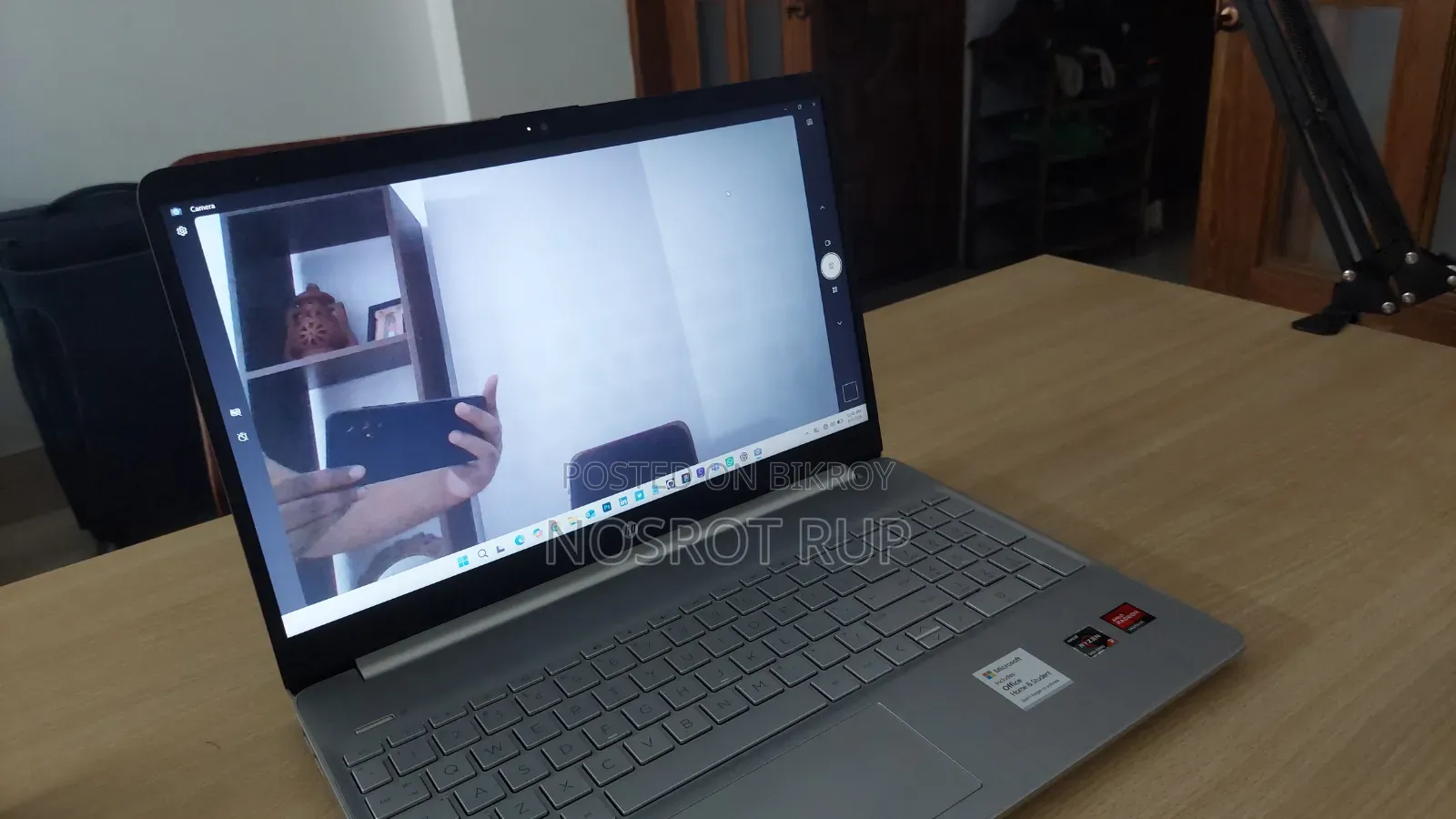 Laptop HP 15s 8GB AMD Ryzen 3 SSD 512GB